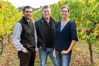 Athena IR Tech Founders: Dr Vinay Pagay, and Dr Fran Doerflinger